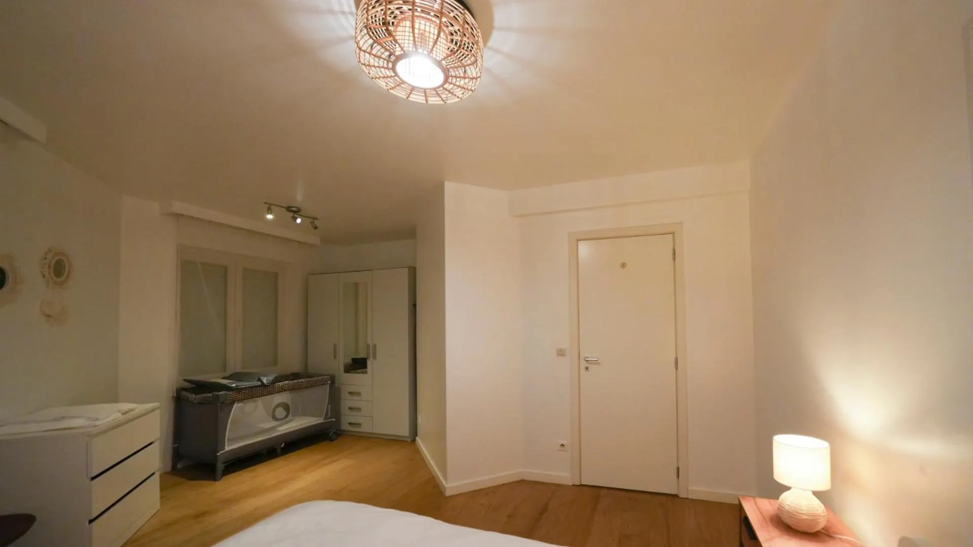 Cocon Tout Chaud - Pour Couple Avec Ou Sans Bebe Bruksela Apartament